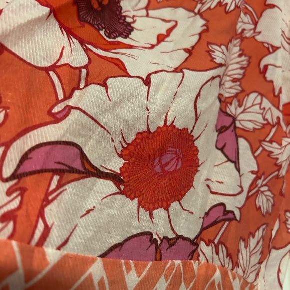 Ladies breezy top - Picture 2 of 5